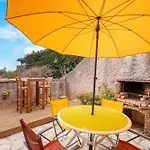 Bastidon Avec Terrasse Vue בית נופש *